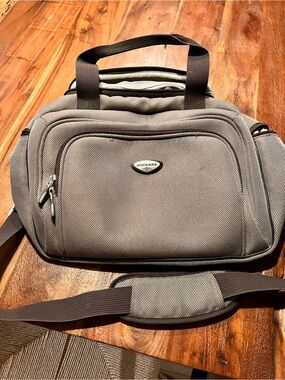 Dockers Gray/Brown  Toiletry/Travel  Bag